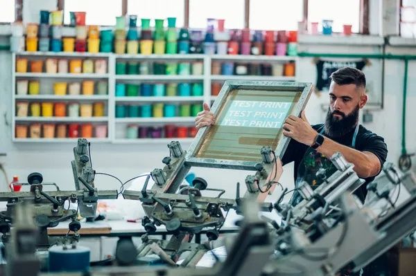 Screen Printing Machines Explained: A Beginner’s Guide to Features and Functions
