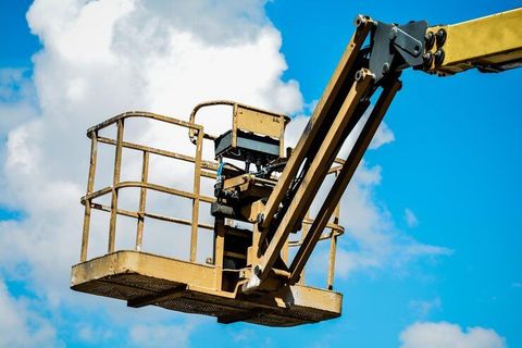 Discover How Bucket Elevators Move Bulk Materials Across Industries