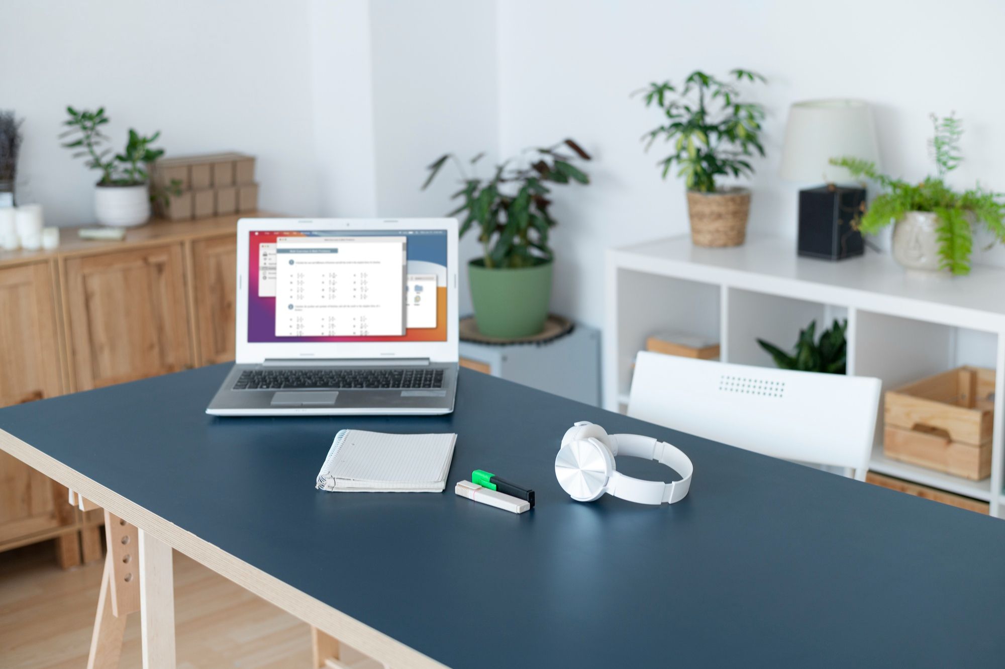 Informative Overview of the Best Laptop Tables for Bed, Office, and Everyday Use