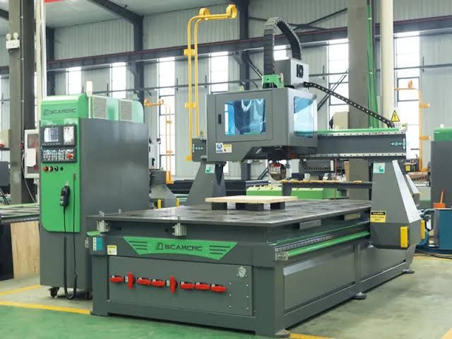 Industrial CNC Wood Routers: Types, Working, Applications & Selection