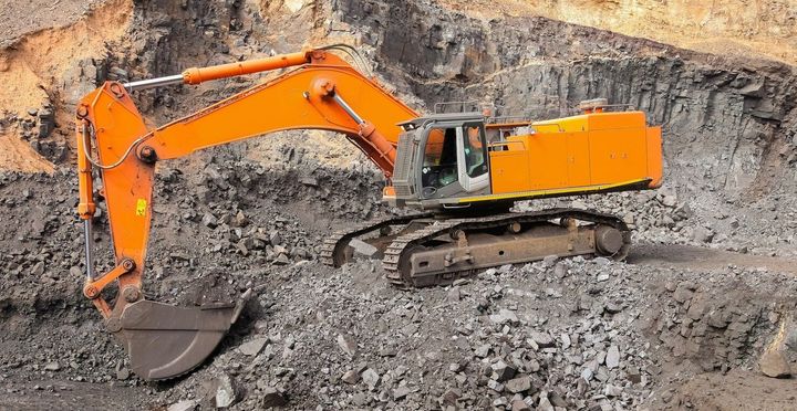 Mining Excavators Guide: Understanding Large-Scale Earthmoving Machines in Mining