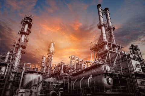 Explore Oil & Gas Industry: A Complete Guide with Key Insights, Facts & Resources