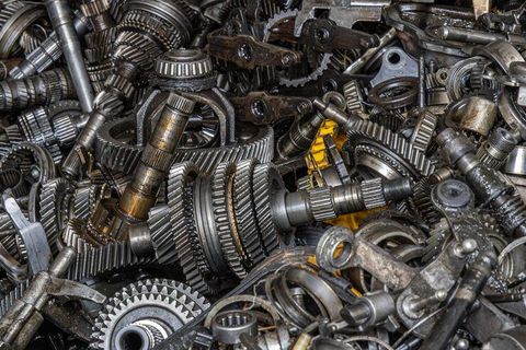 Heavy Equipment and Spare Parts Explore Essential Components for Machinery