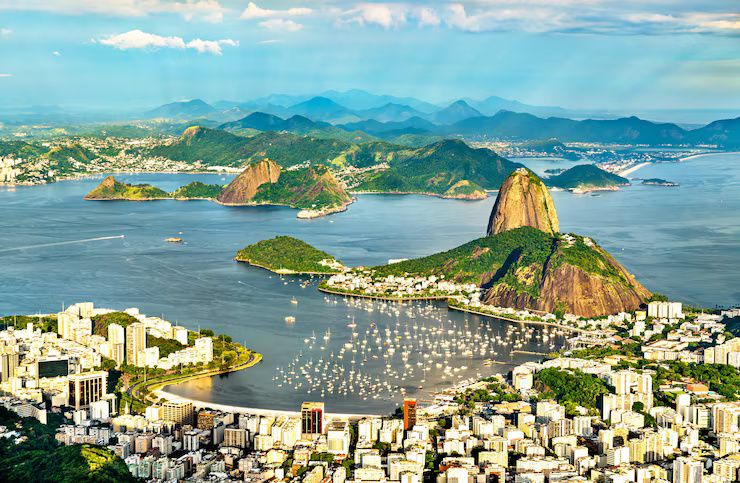 Brazil Travel Overview: Destinations, Culture, and Landscapes