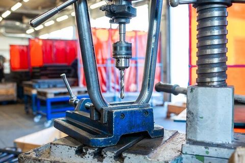 Deep Drawing Presses Explained: Metal Forming Technologies, Press Systems, Manufacturers, Suppliers and Industrial Applications