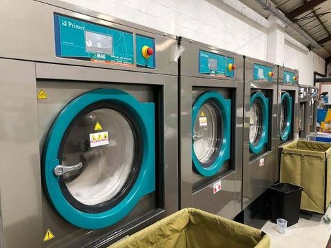 Industrial Washing Machines: Types, Working, Applications & Selection
