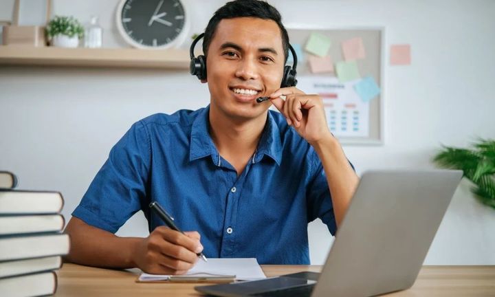 Virtual Assistant Explained: Overview, Tasks, and Practical Knowledge