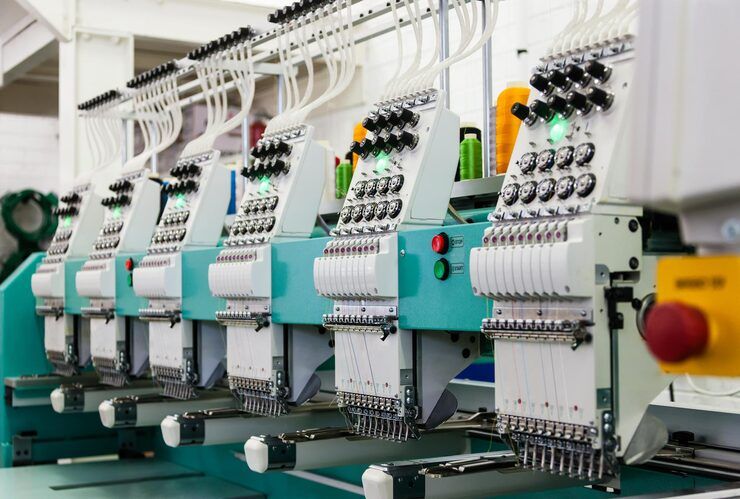 Tips for Choosing Embroidery Machines: Features, Uses and Important Considerations