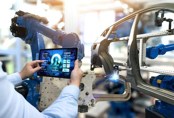 Smart Factory Automation Explained: Industry 4.0 Technologies, Intelligent Manufacturing Systems and Industrial Applications