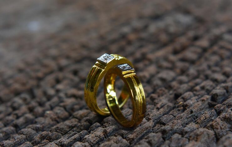 18K Yellow Gold Rings: Tips for Choosing Styles for Different Occasions