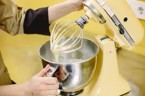 Complete Guide to Food Mixing Machines for Commercial & Home Use